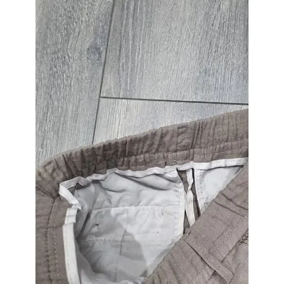 Gucci Slim Fit mid Rise Ankle pull on Pants Women Beige Medium A004225 - Picture 7 of 10